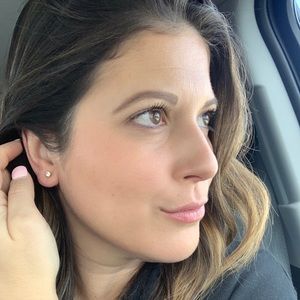 Meet your Posher, Alissa